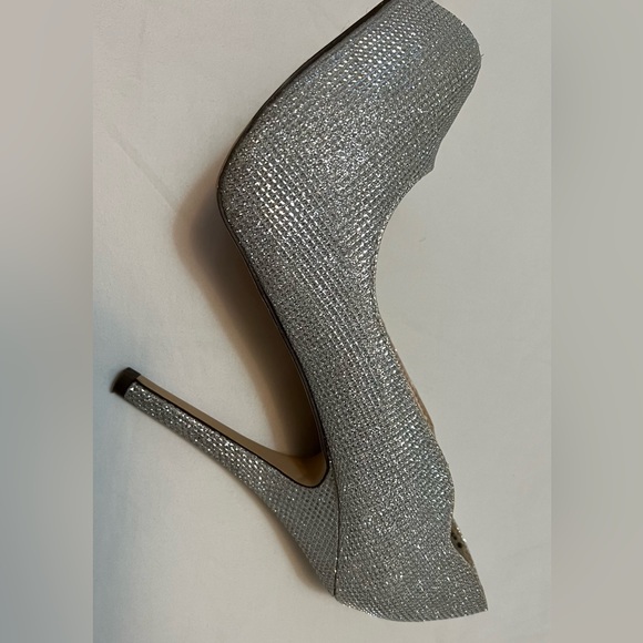 Call it spring - Picture 3 of 6